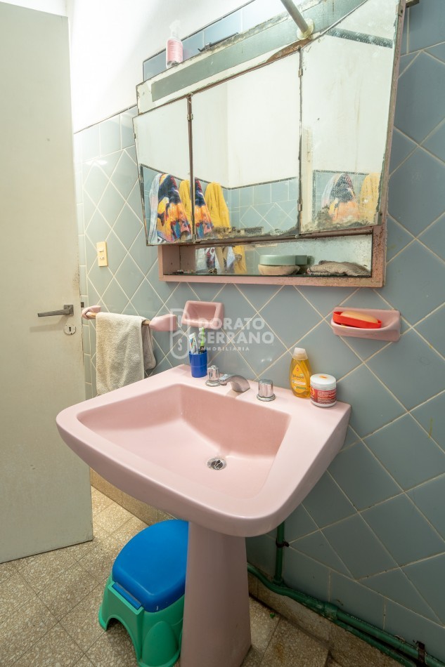 PRACTICA Y BIEN UBICADA! TODOS LOS SERVICIOS!