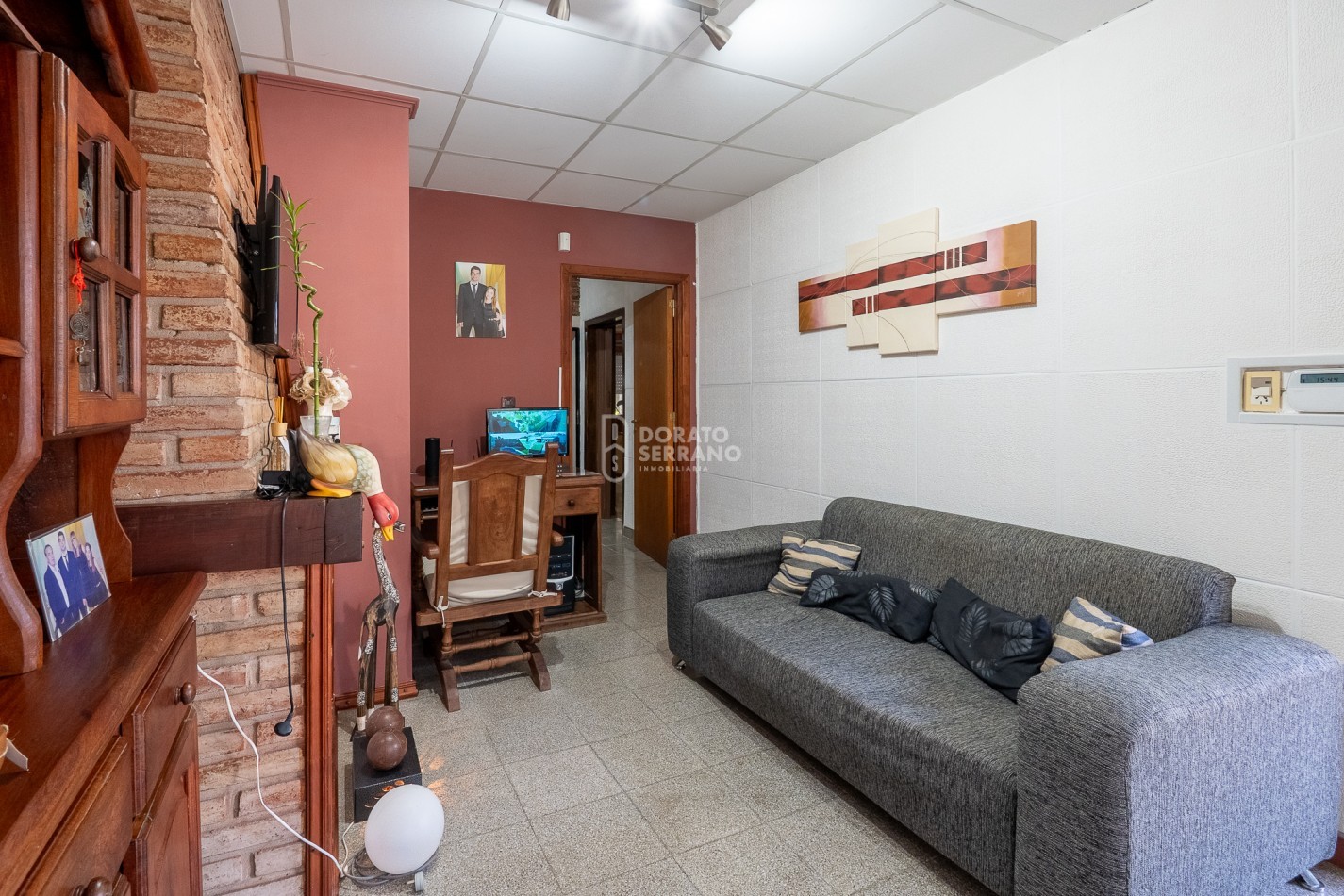 BONITA Y PRACTICA! FLORIDA / RESIDENCIAL!