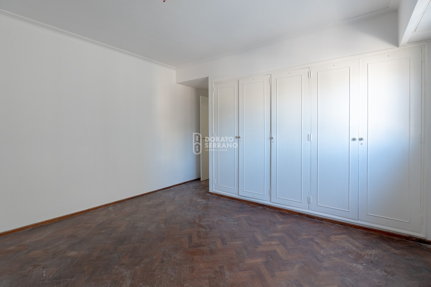 DEPTO. ROSARIO - AMPLIO Y SEÑORIAL.