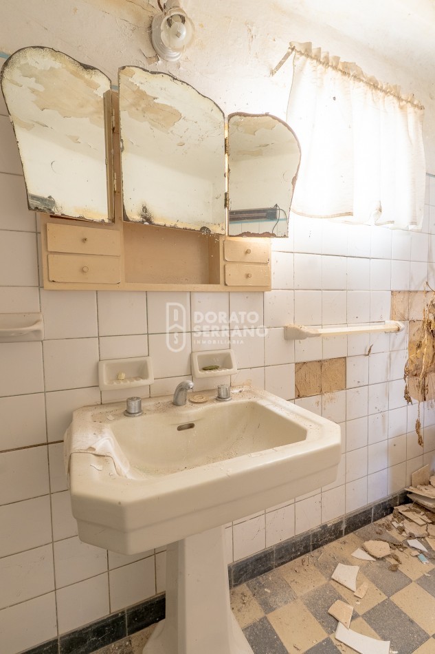 LOTE IDEAL 15X30 - A PASOS DE 20 DE JUNIO! + CASA A RECICLAR O DEMOLER.