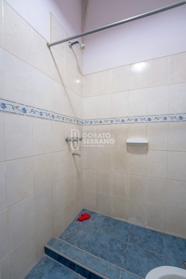 COMPLEJO DE 3 DEPTOS. CENTRICOS + PLUS: LOTE REMANENTE!  