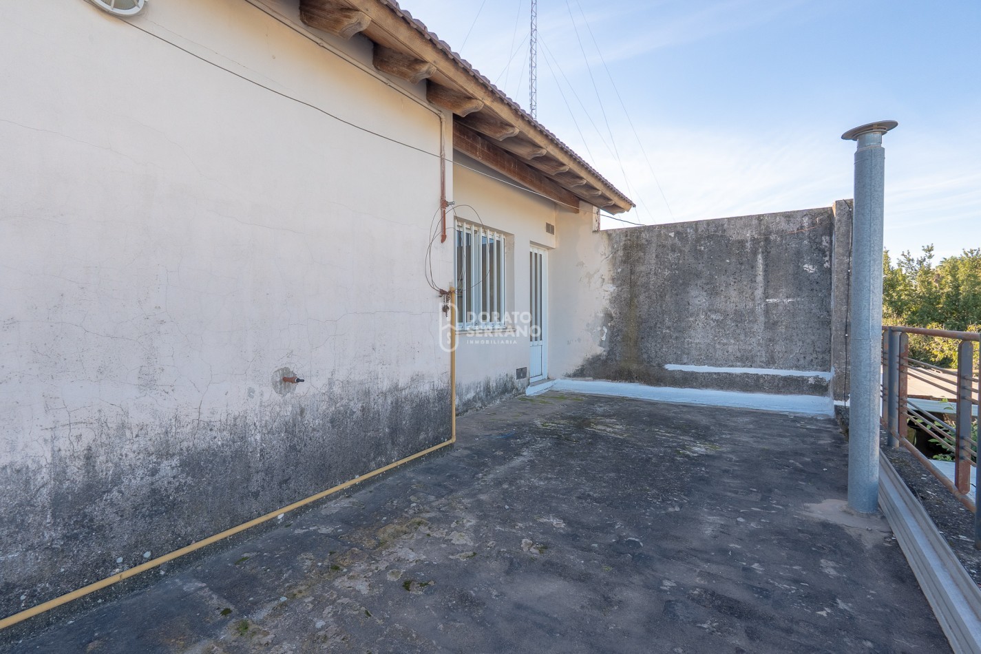 1 CASA DE 2 PLANTAS O 2 DEPTOS. INDEPENDIENTES / A ELECCION! 