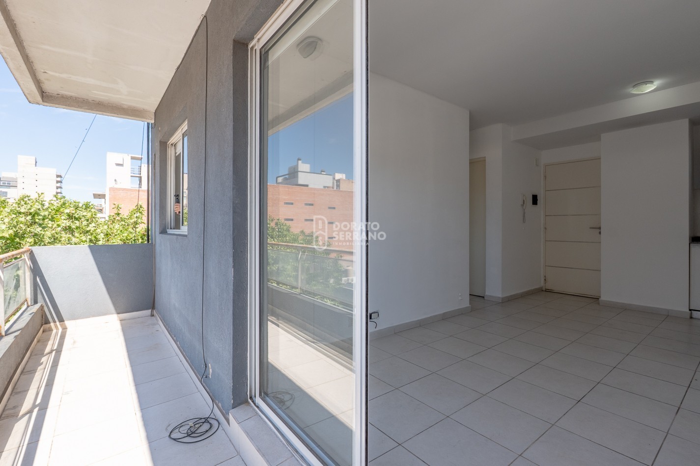 DEPTO. ROSARIO -  1 DORMITORIO - FRENTE & BALCON!