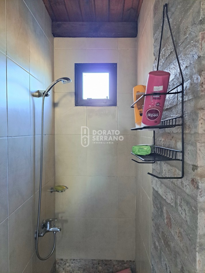 IMPECABLE CASA-HABITACION! 