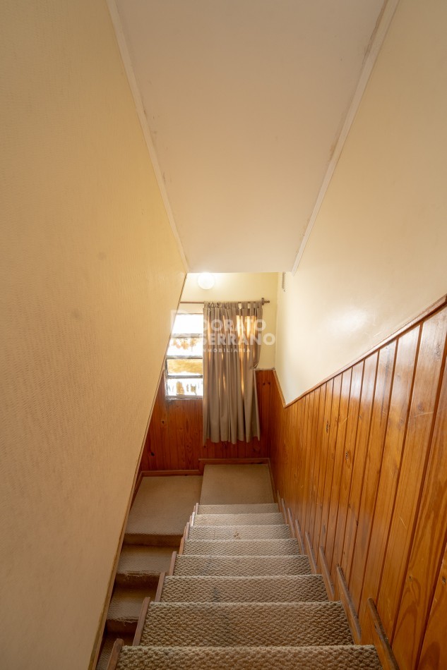 CASA EN BARRIO RESIDENCIAL! LISTA PARA UN NUEVO SUEÑO!