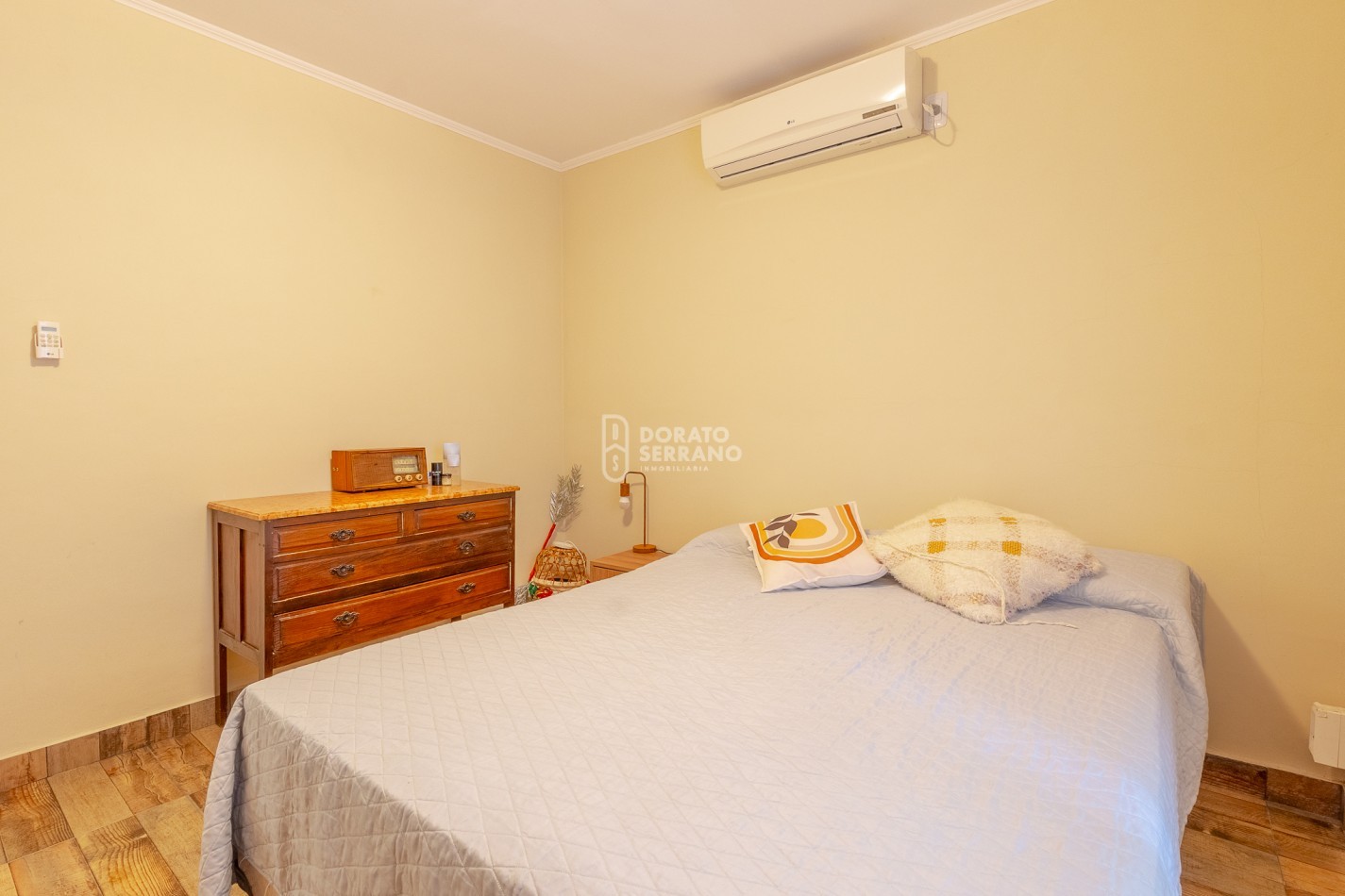 EXTRAORDINARIA! BARRIO GALVEZ - LAGUNA DE LOTTO.