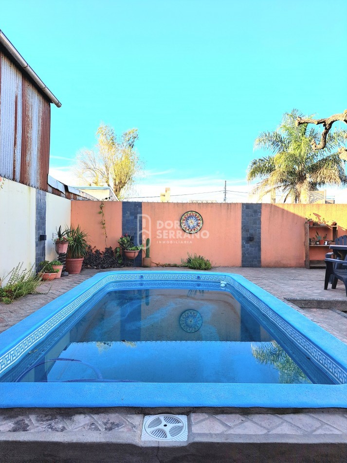 IMPECABLE CASA-HABITACION! 