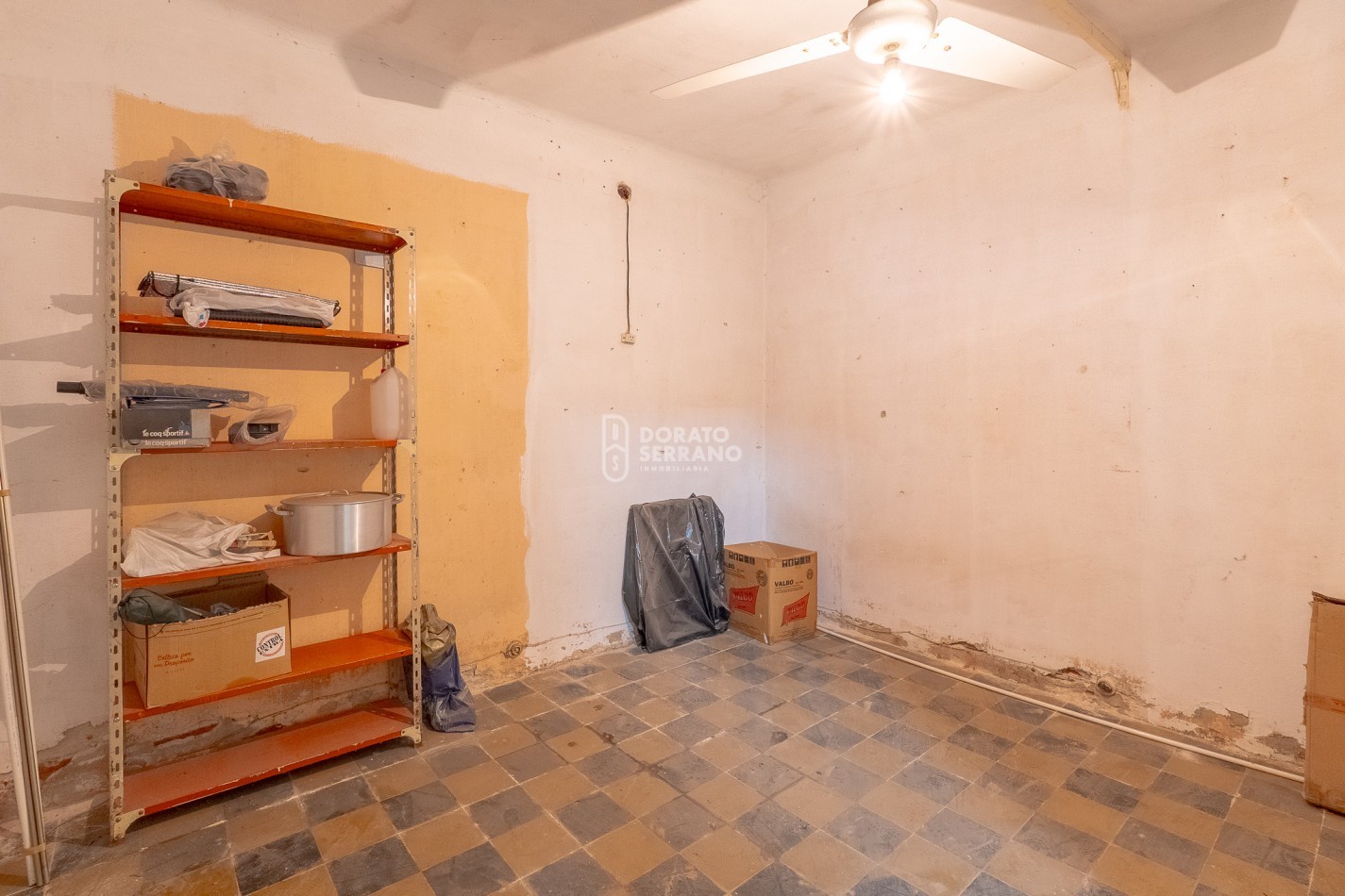 CASA A RECICLAR + GALPON NUEVO!