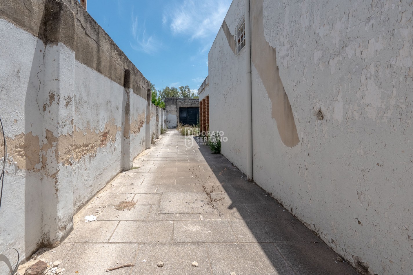 PRACTICA Y BIEN UBICADA.