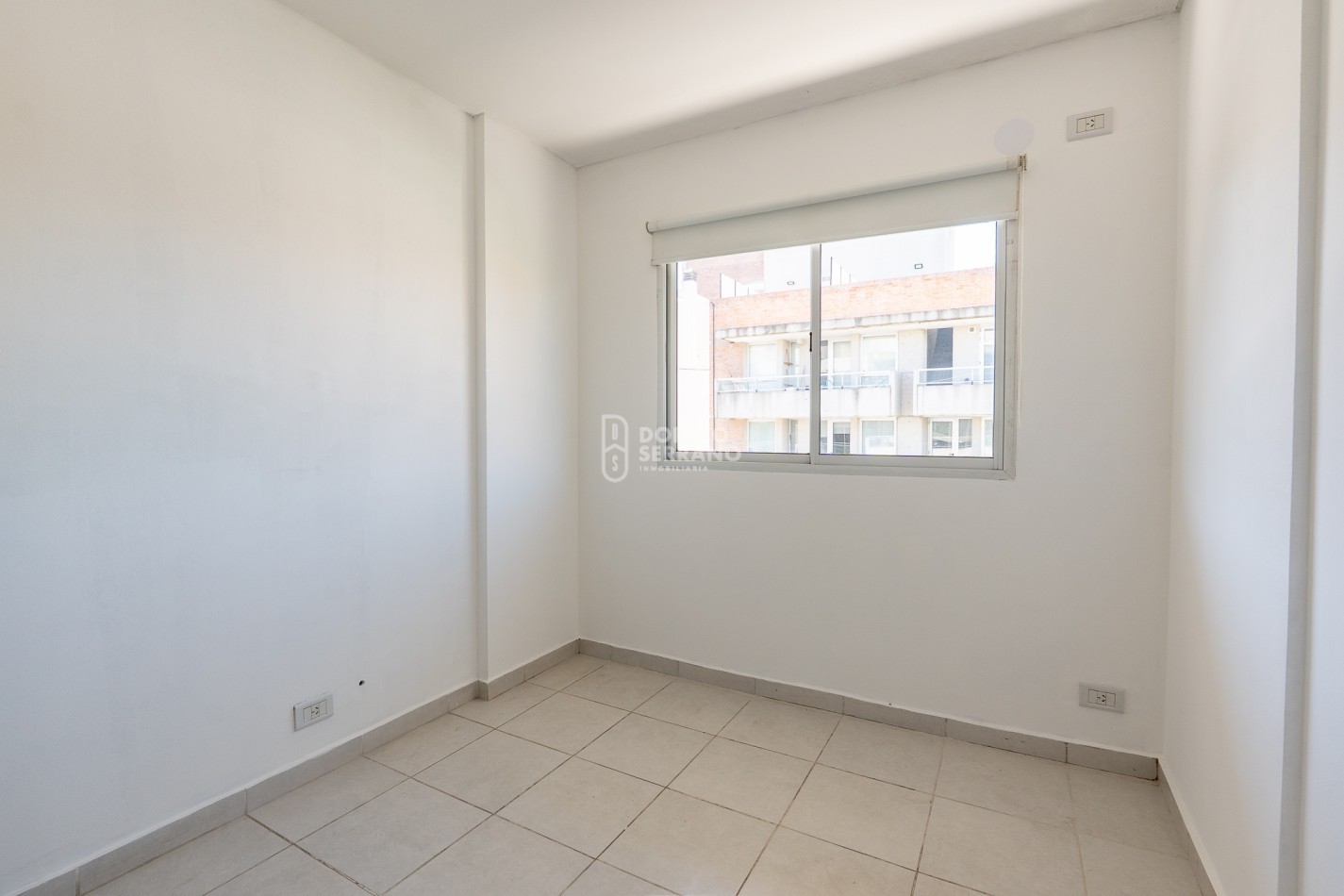 DEPTO. ROSARIO -  1 DORMITORIO - FRENTE & BALCON!