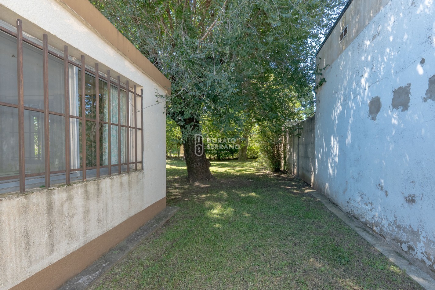 CASA EN EL RIO - BARRIO GALVEZ - PRACTICA Y BIEN UBICADA!