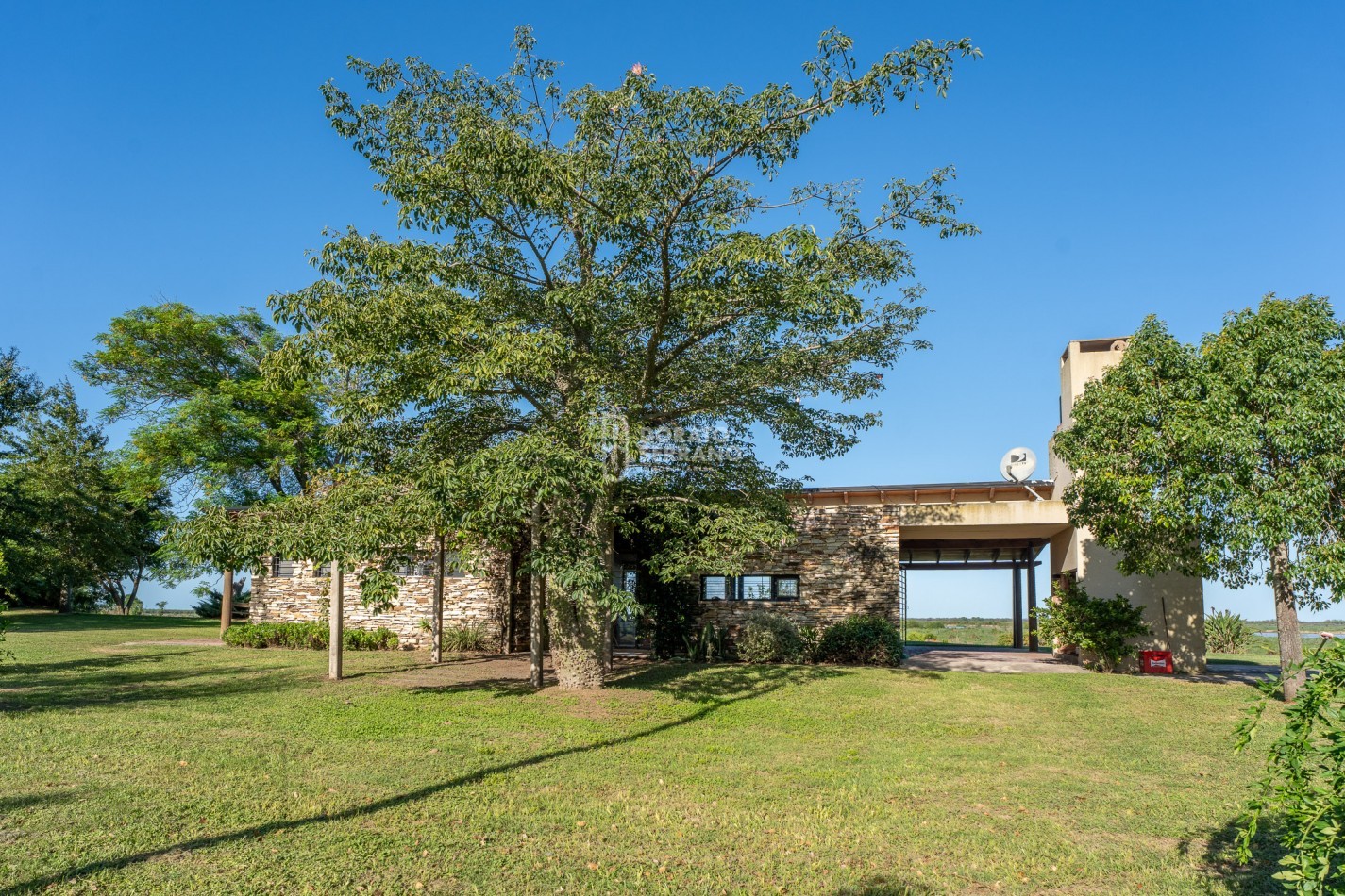 •	FINCA PREMIUM / DESVIO ARIJON / DE PELICULA! / 