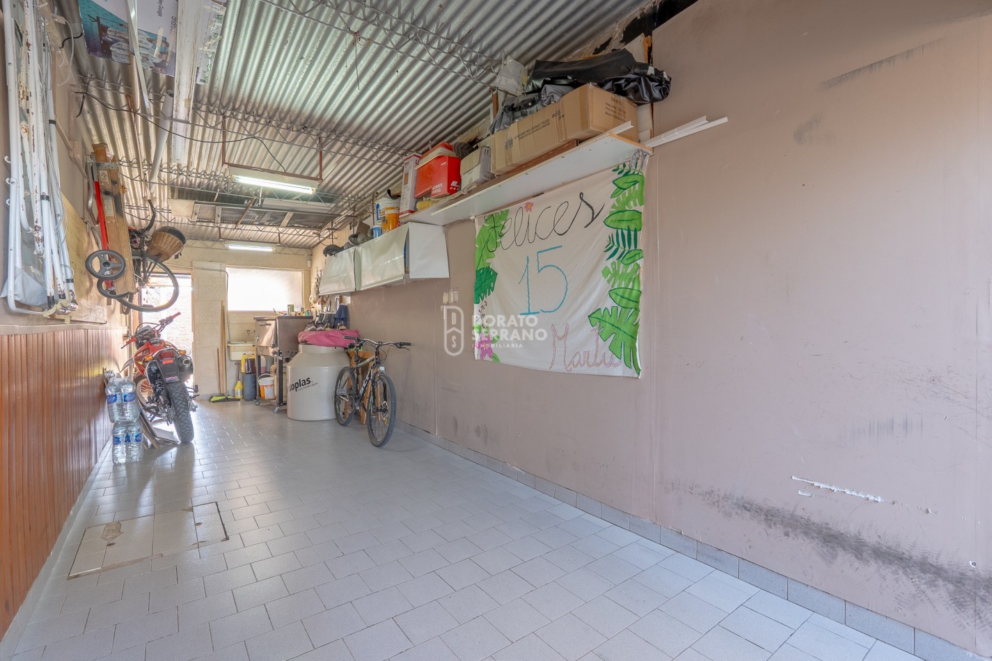 BONITA Y PRACTICA! FLORIDA / RESIDENCIAL!