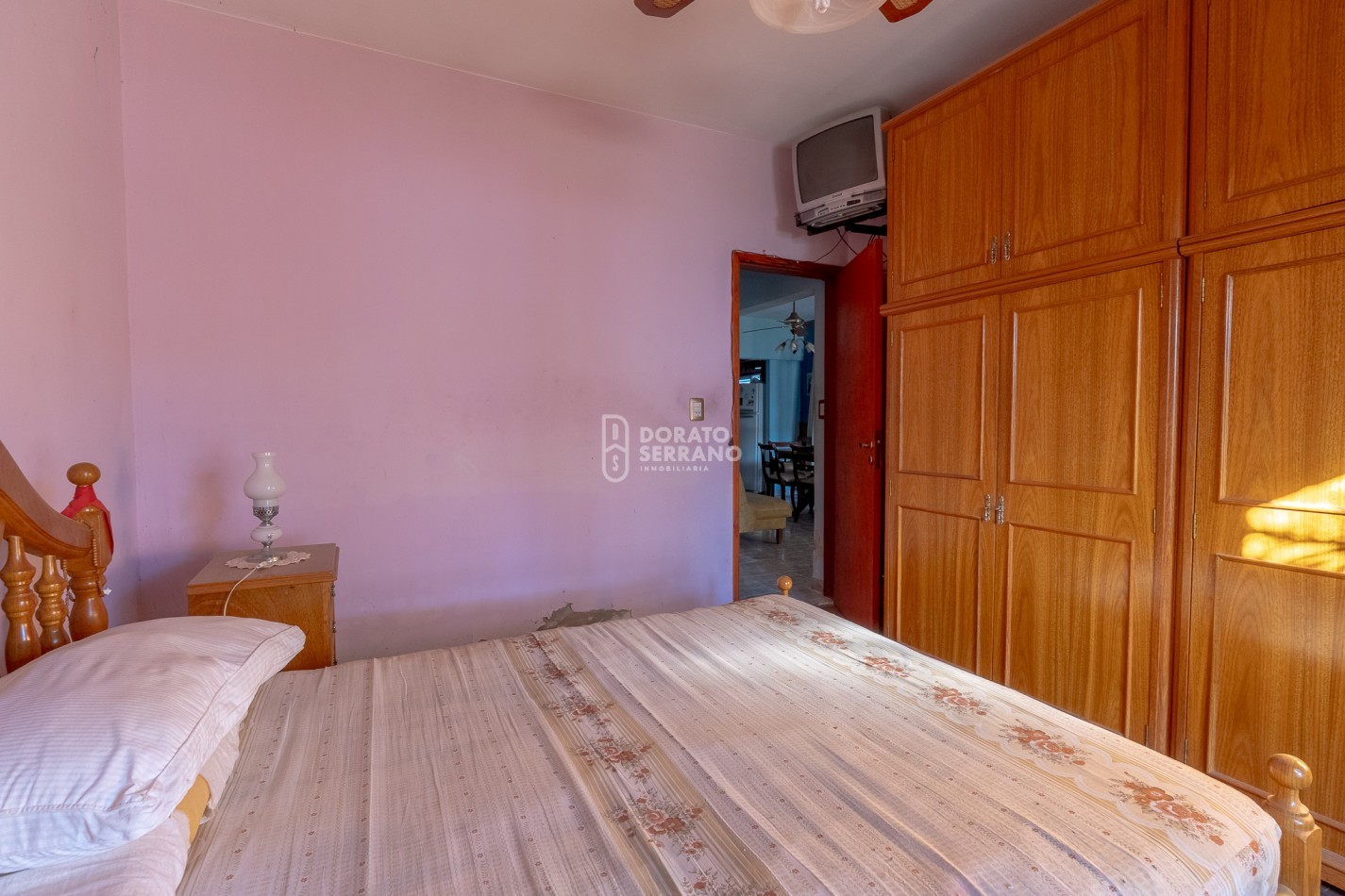 1 CASA DE 2 PLANTAS O 2 DEPTOS. INDEPENDIENTES / A ELECCION! 