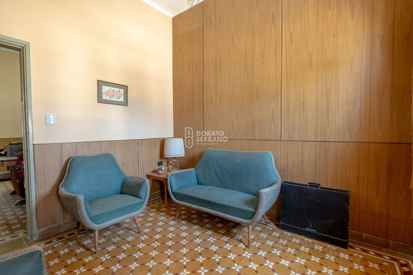 PRACTICA Y BIEN UBICADA.