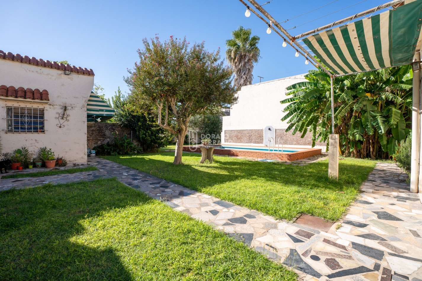 PORTE Y ESTILO PROPIO - AREA CENTRAL!