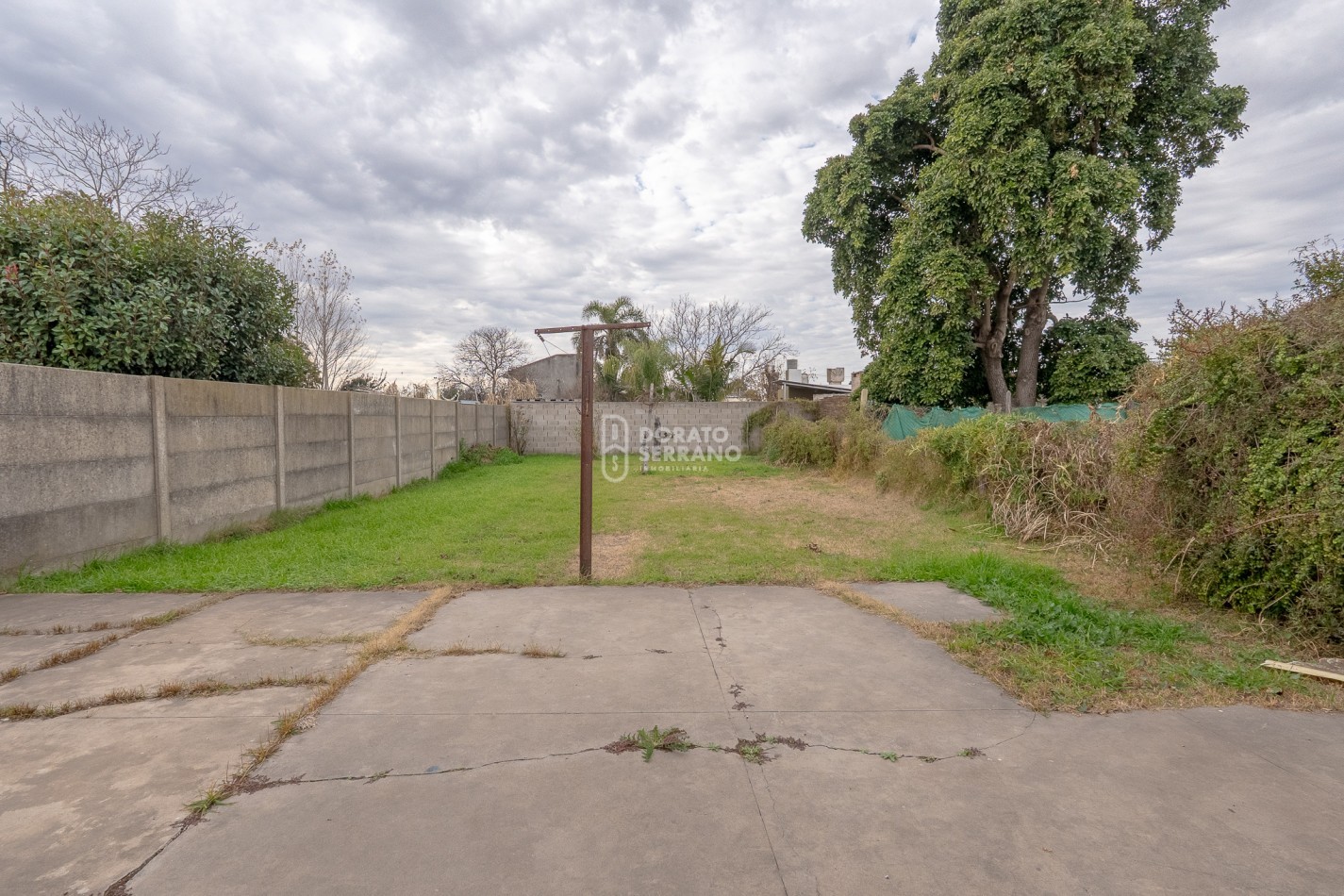 BUEN LOTE  &TODOS LOS SERVICIOS!