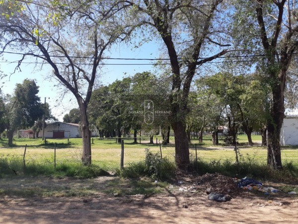VIVIENDA ECONOMICA A RESTAURAR FRENTE A "LA RURAL" - OPORTUNIDAD!