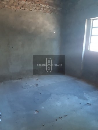 VIVIENDA ECONOMICA A RESTAURAR FRENTE A "LA RURAL" - OPORTUNIDAD!