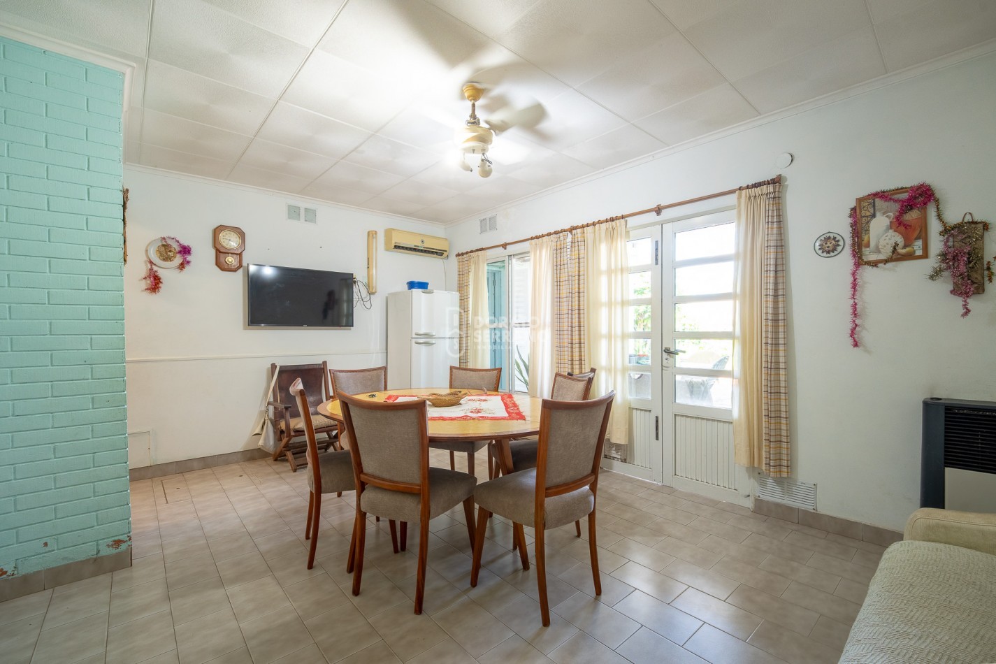 CASA EN BARRIO RESIDENCIAL! LISTA PARA UN NUEVO SUEÑO!