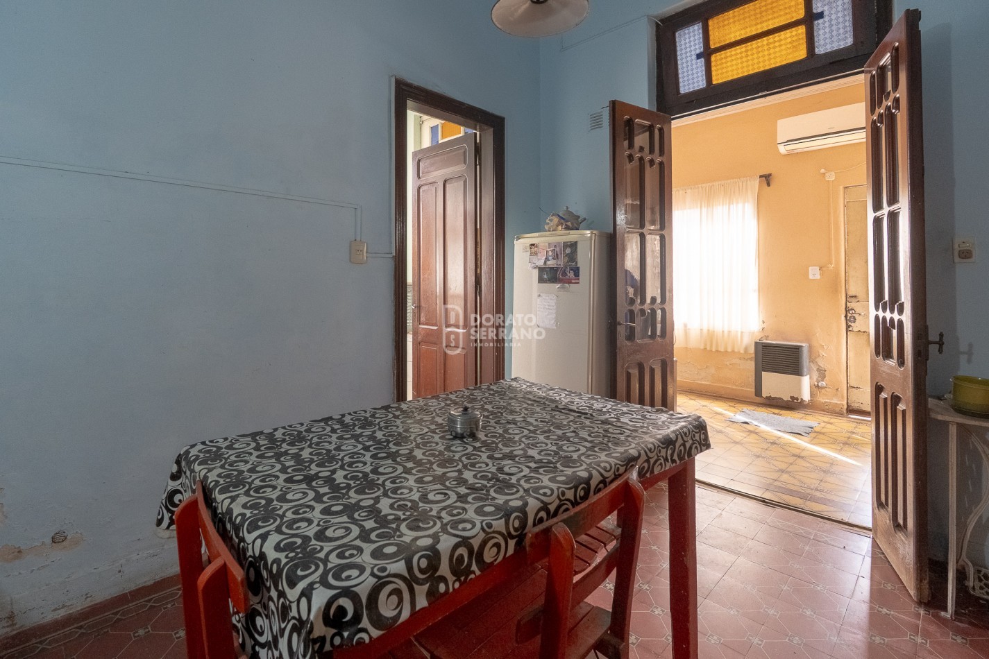 CASA ESTILO COLONIAL - TODOS LOS SERVICIOS!