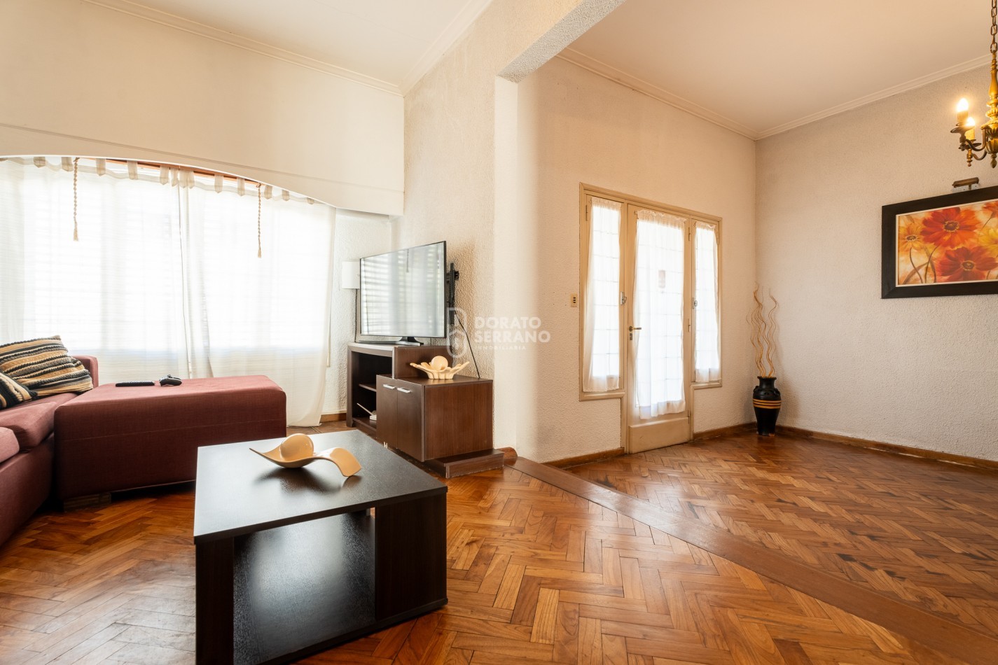 PORTE Y ESTILO PROPIO - AREA CENTRAL!