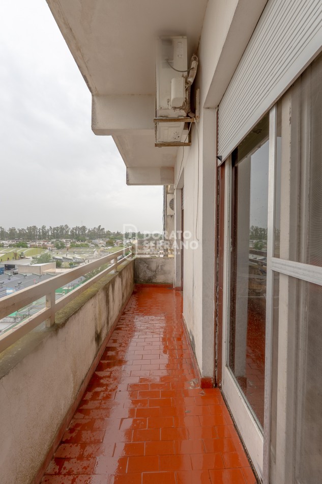 3 DORMITORIOS + 2 BAÑOS + DOBLE BALCON! 96 M2!