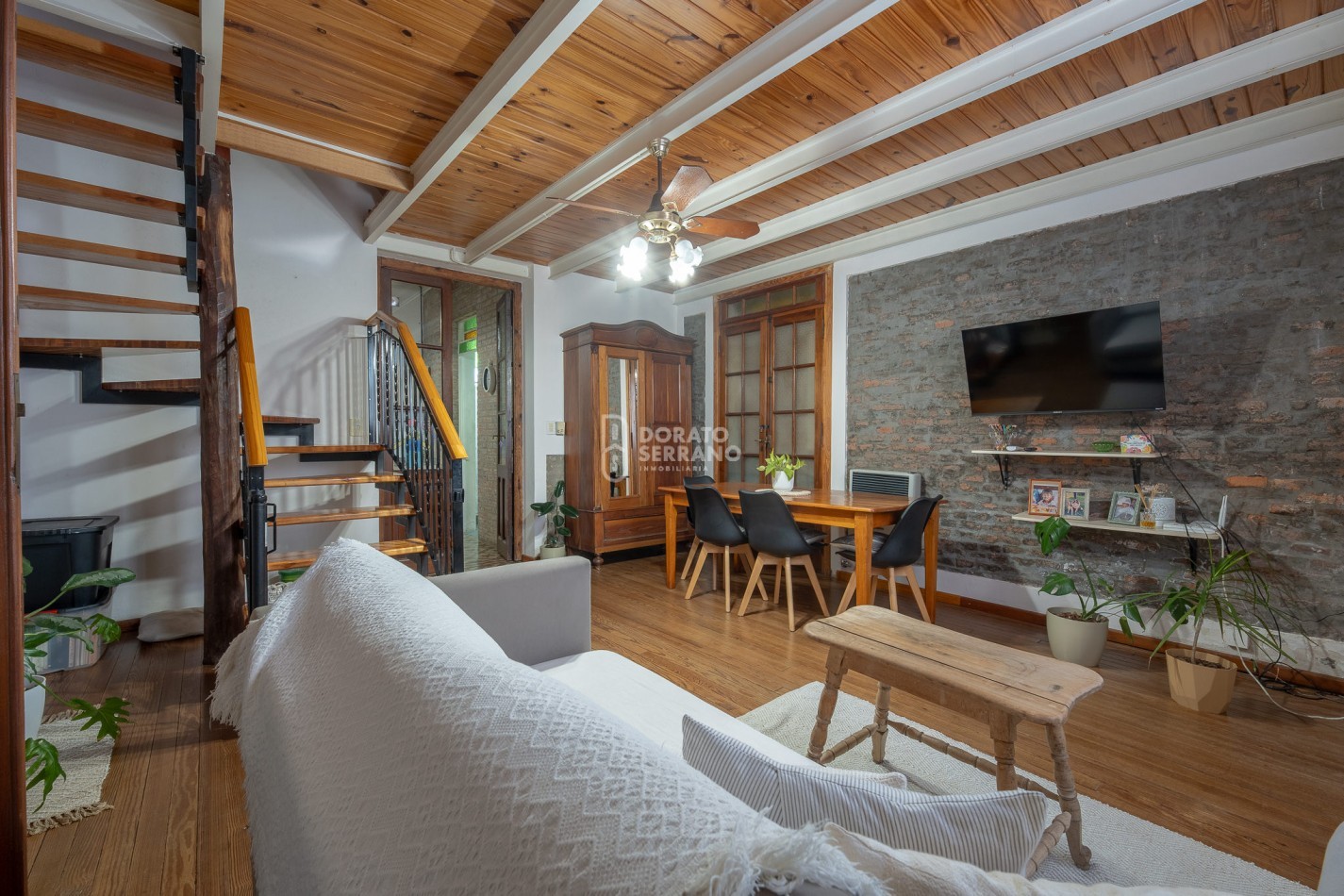 MAGNIFICA & VERSATIL / CANTIDAD + CALIDAD.