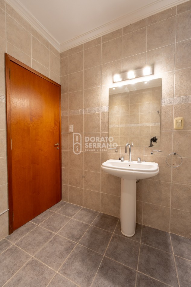 CASA LISTA PARA HABITAR! TODOS LOS SERVICIOS!