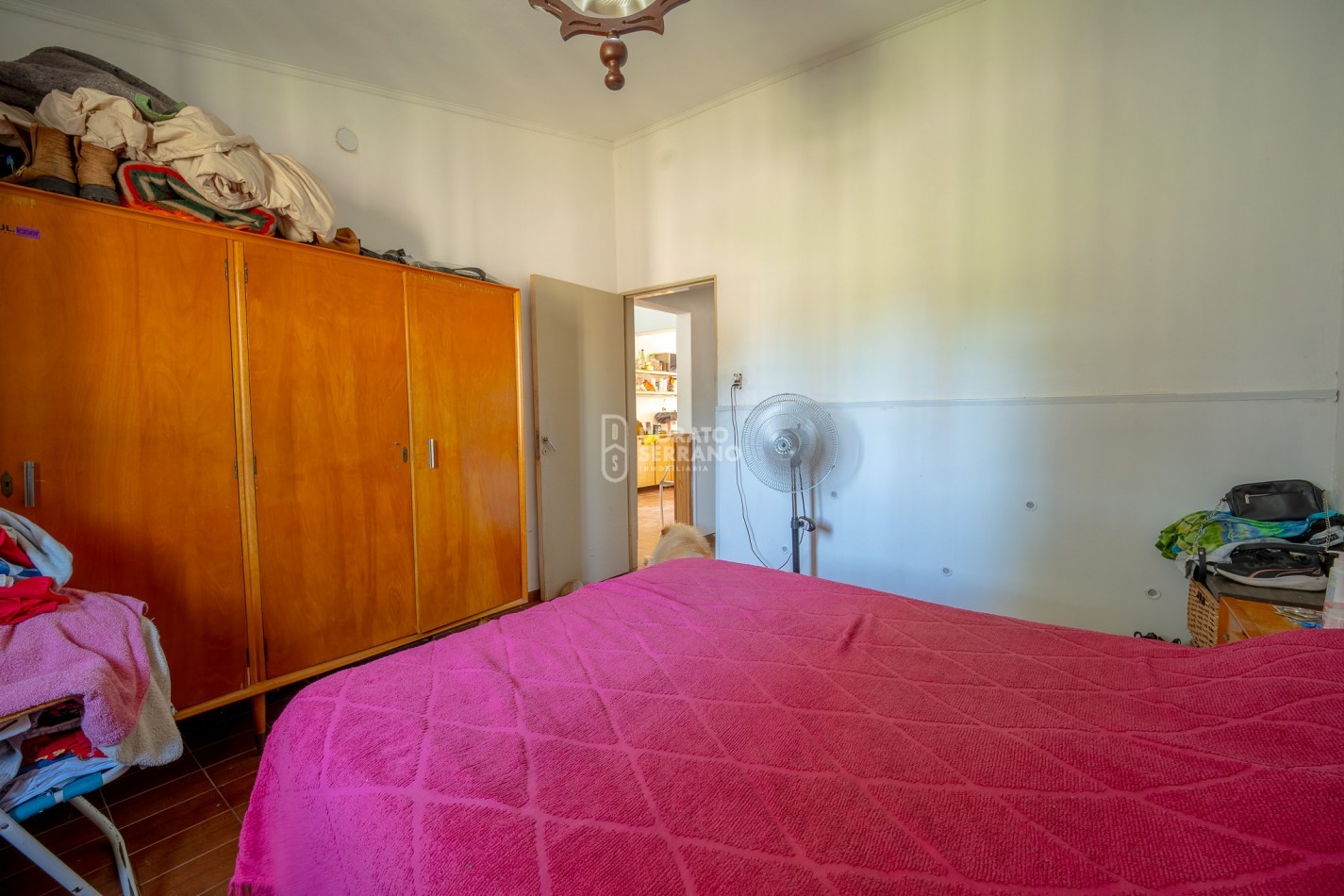 BONITA & LISTA PARA HABITAR! EN ESQUINA!