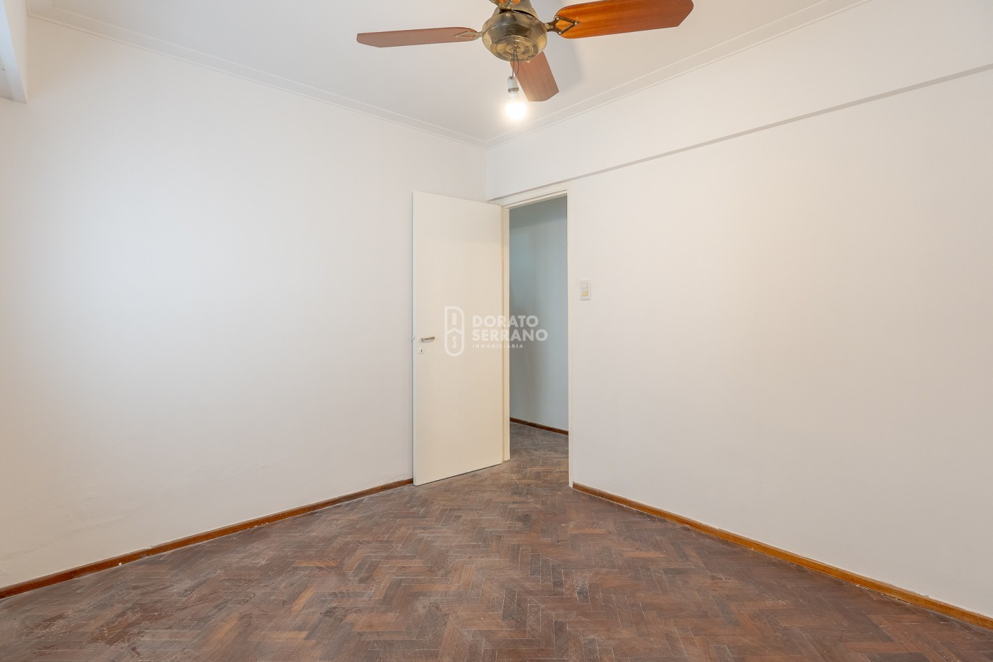 DEPTO. ROSARIO - AMPLIO Y SEÑORIAL.