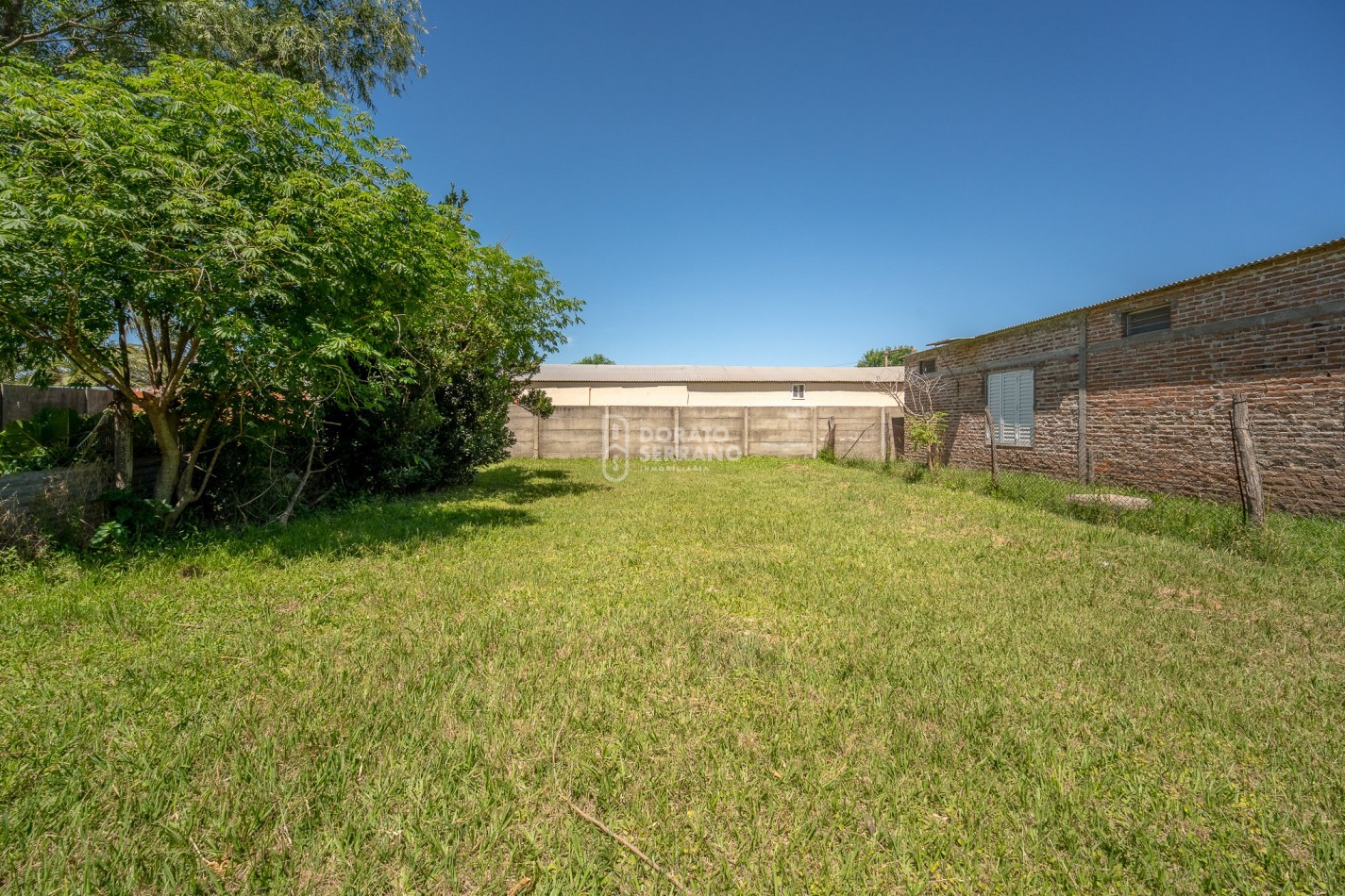 LOTE 10 X 30 - ZONA RESIDENCIAL