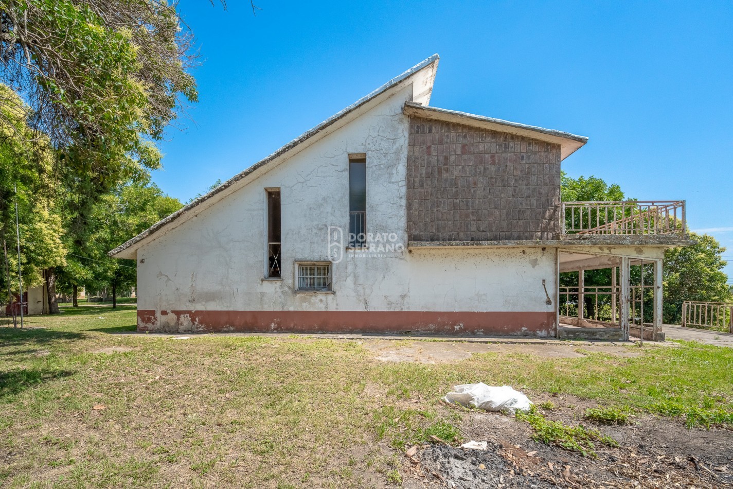 VOLVER A BRILLAR! NOTABLE PROPIEDAD EN EL RIO!