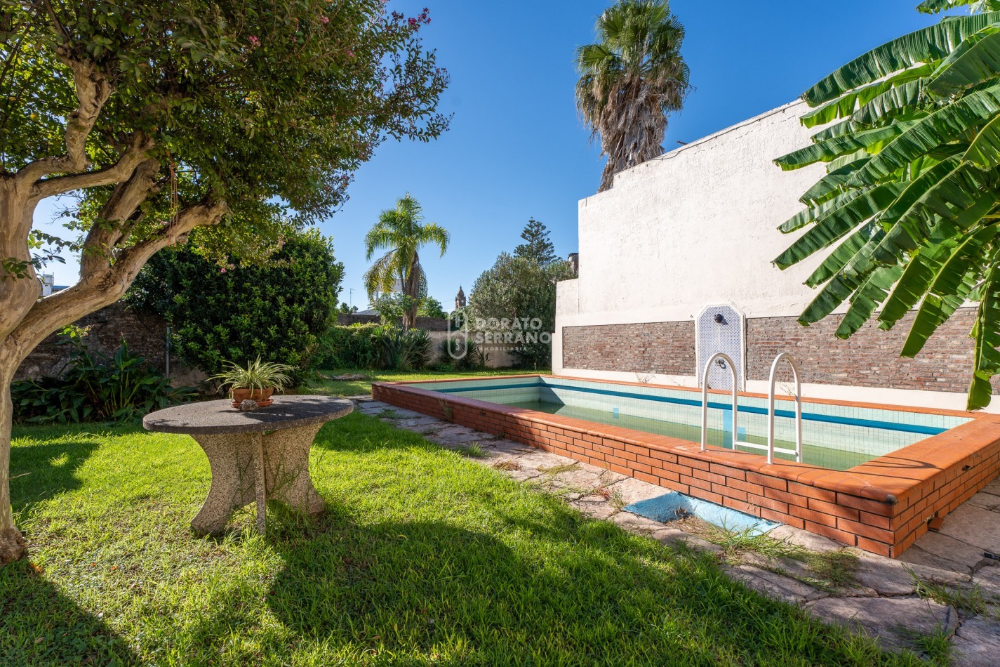 PORTE Y ESTILO PROPIO - AREA CENTRAL!