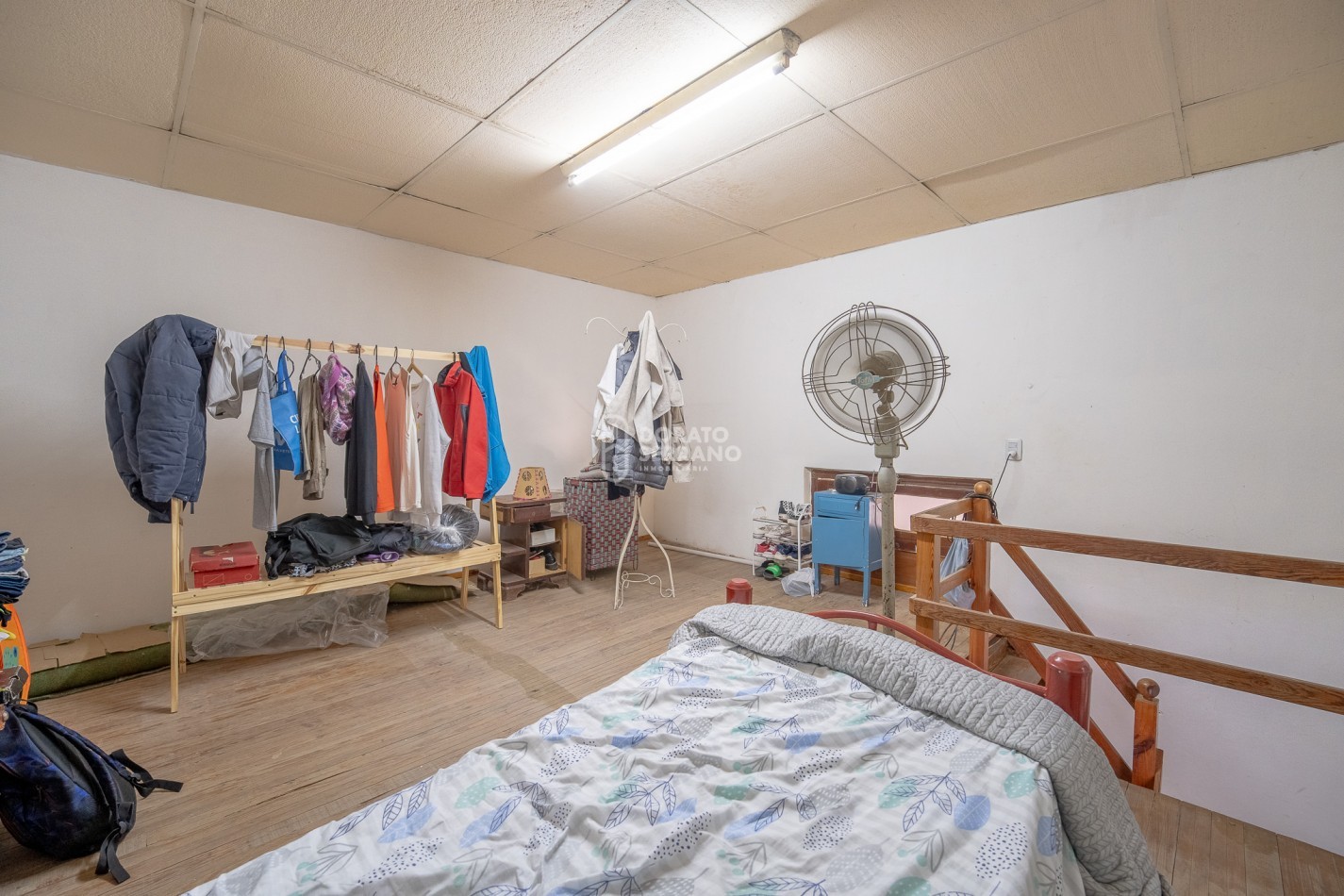 COMPLEJO DE 3 DEPTOS. CENTRICOS + PLUS: LOTE REMANENTE!  