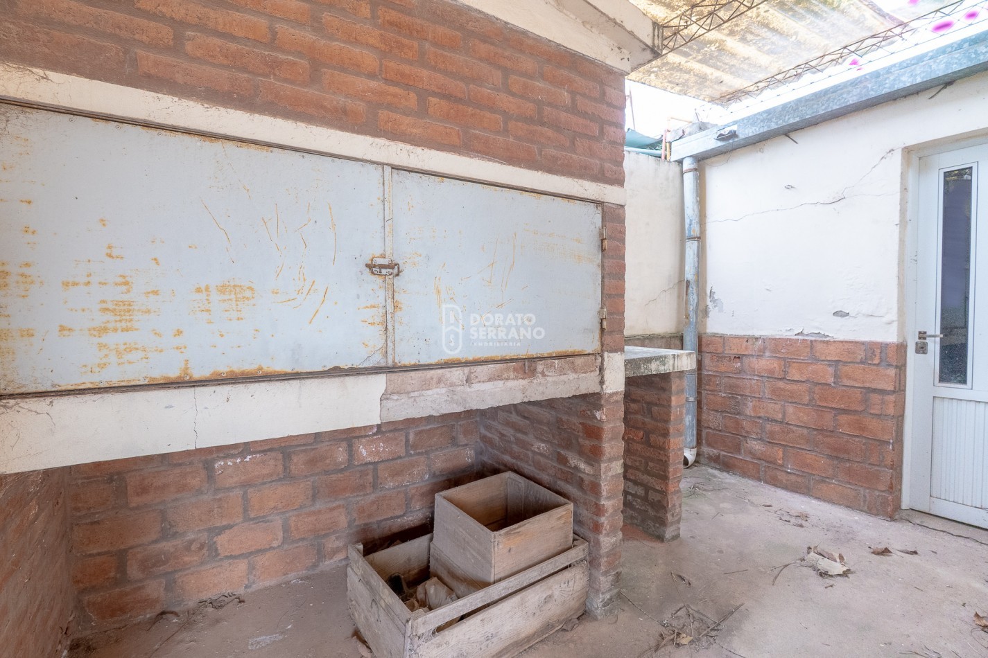 BUEN LOTE  &TODOS LOS SERVICIOS!