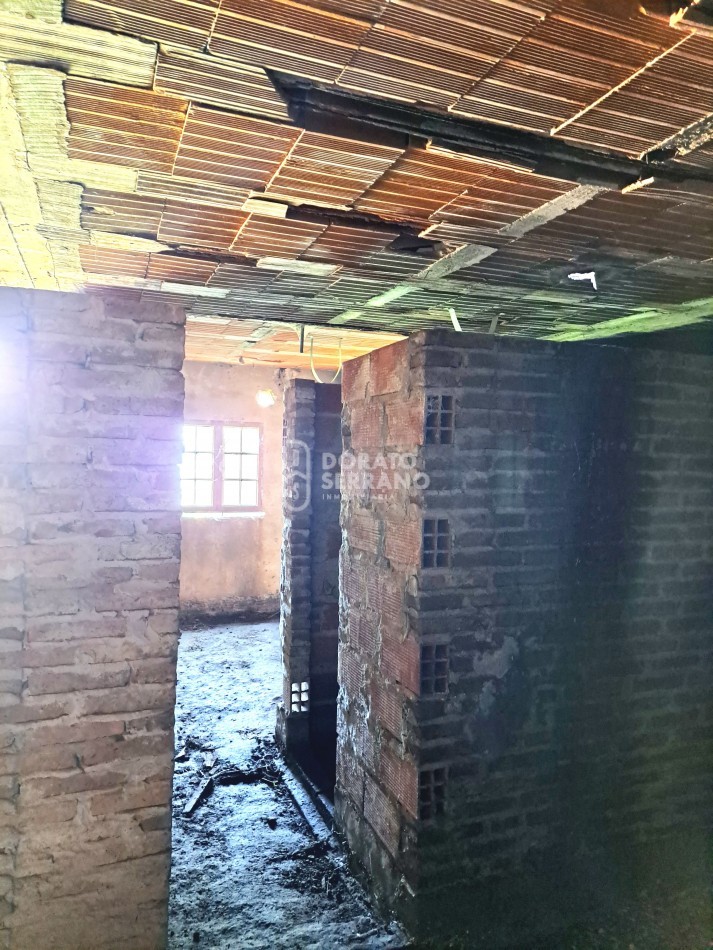 LOCAL ESTRATEGICO EN PEDRONI! ALTO POTENCIAL.