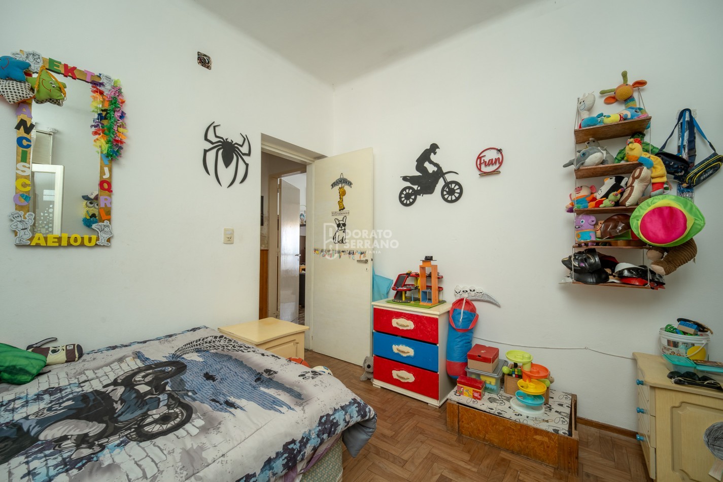 PRACTICA Y BIEN UBICADA! TODOS LOS SERVICIOS!