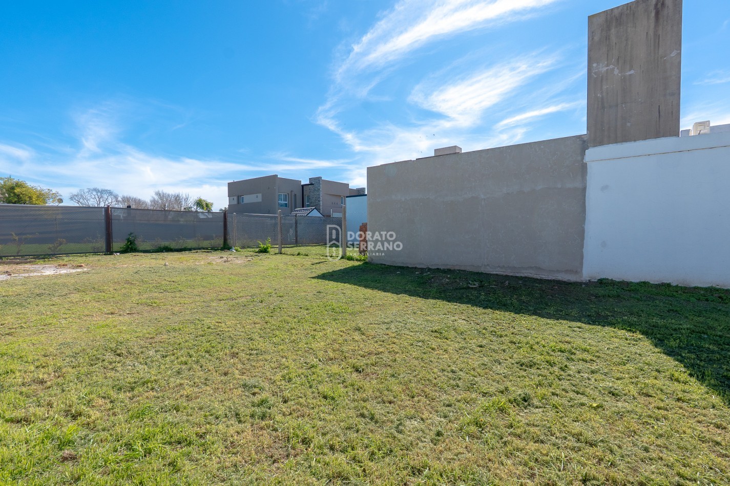 LOTE RESIDENCIAL - 10X30.