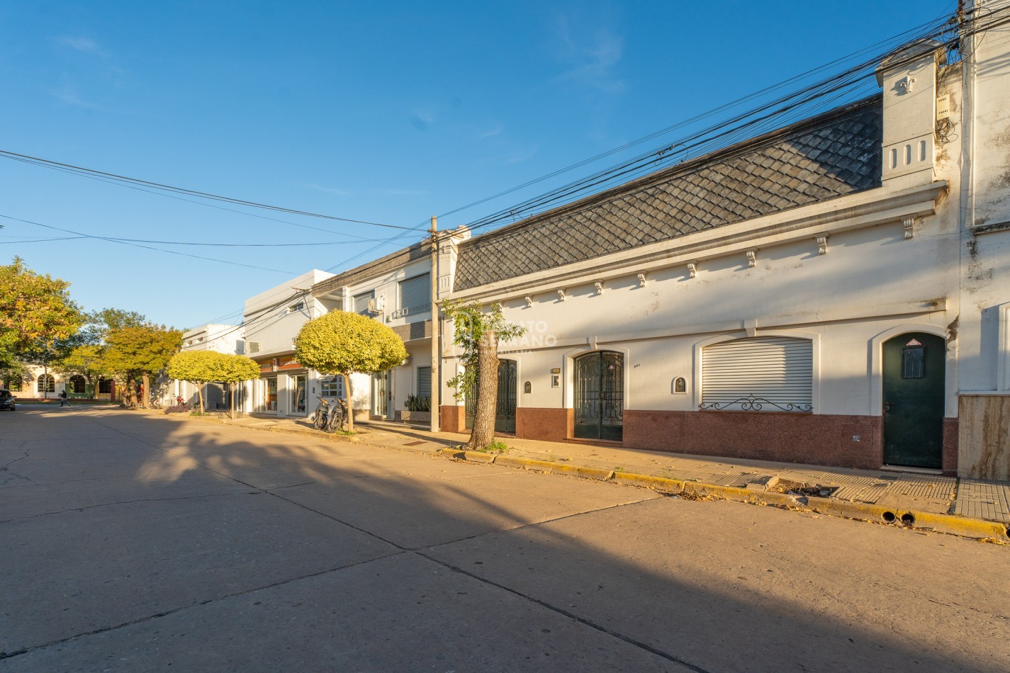 PORTE Y ESTILO PROPIO - AREA CENTRAL!