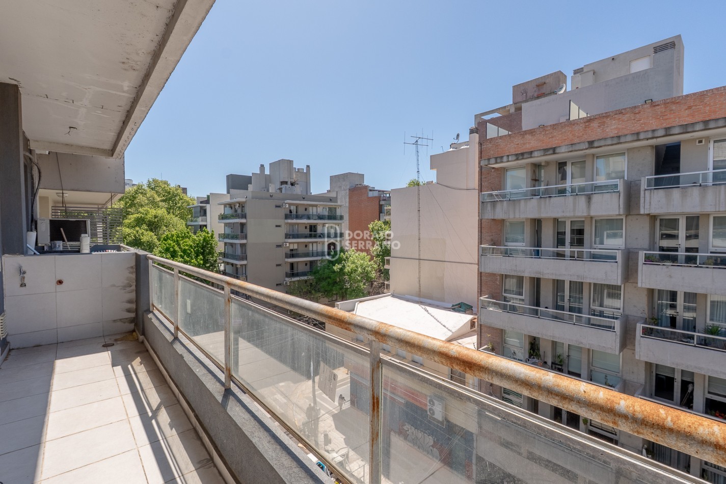 DEPTO. ROSARIO -  1 DORMITORIO - FRENTE & BALCON!