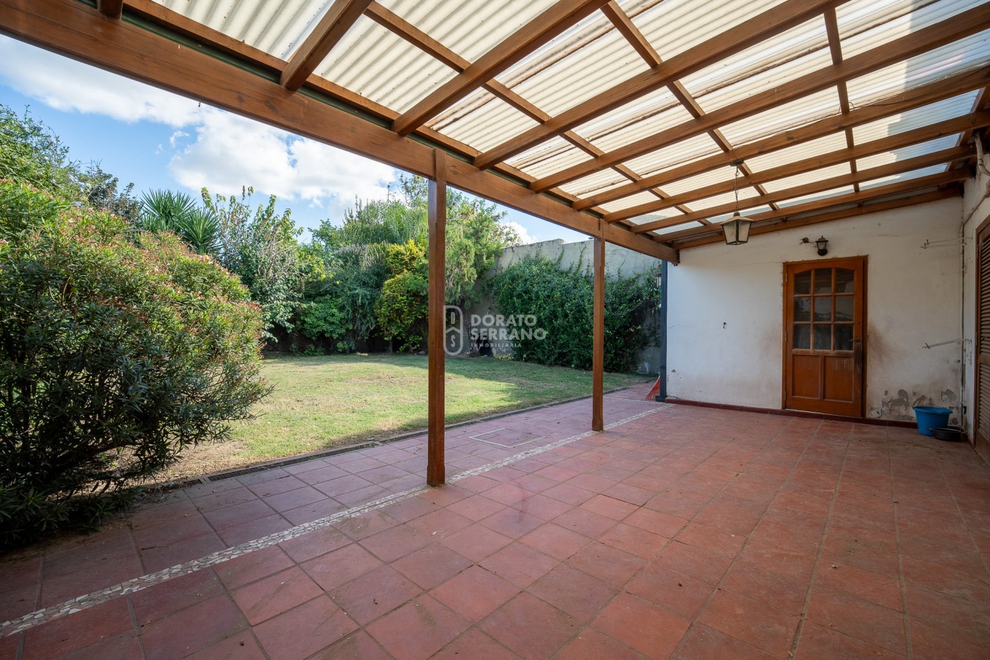 CASA LISTA PARA HABITAR! TODOS LOS SERVICIOS!