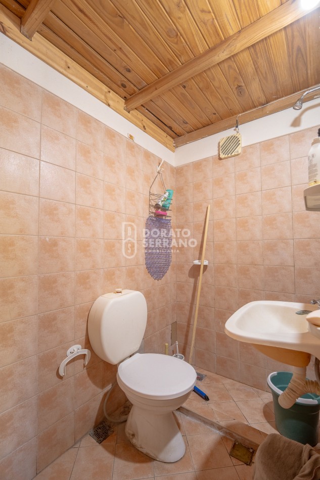 COMPLEJO DE 3 DEPTOS. CENTRICOS + PLUS: LOTE REMANENTE!  