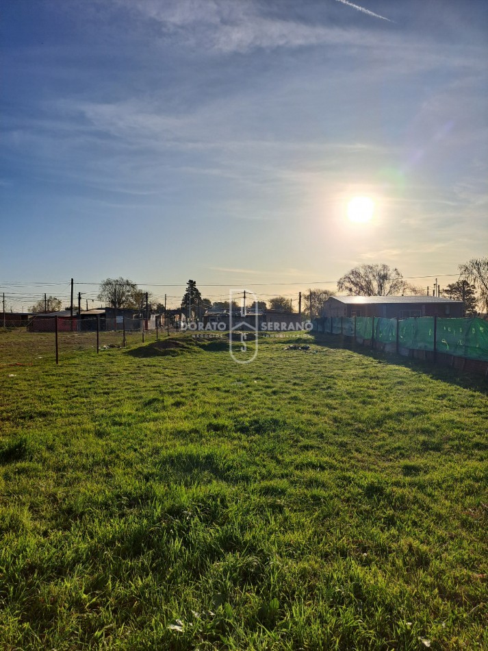 AMPLIO LOTE / ZONA OESTE.