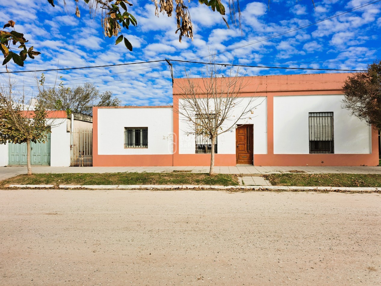 SUPER LOTE + CASA-HABITACION / PUEBLO IRIGOYEN!