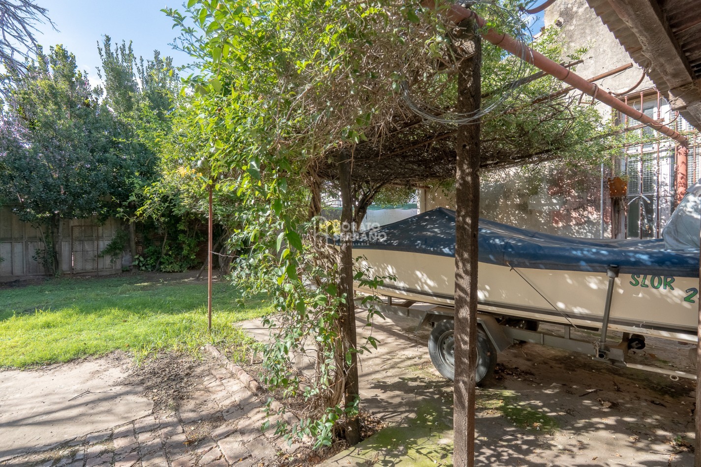 CASA ESTILO COLONIAL - TODOS LOS SERVICIOS!