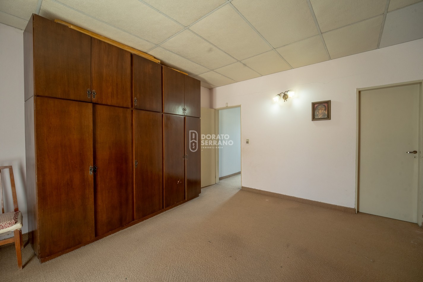 CASA EN BARRIO RESIDENCIAL! LISTA PARA UN NUEVO SUEÑO!