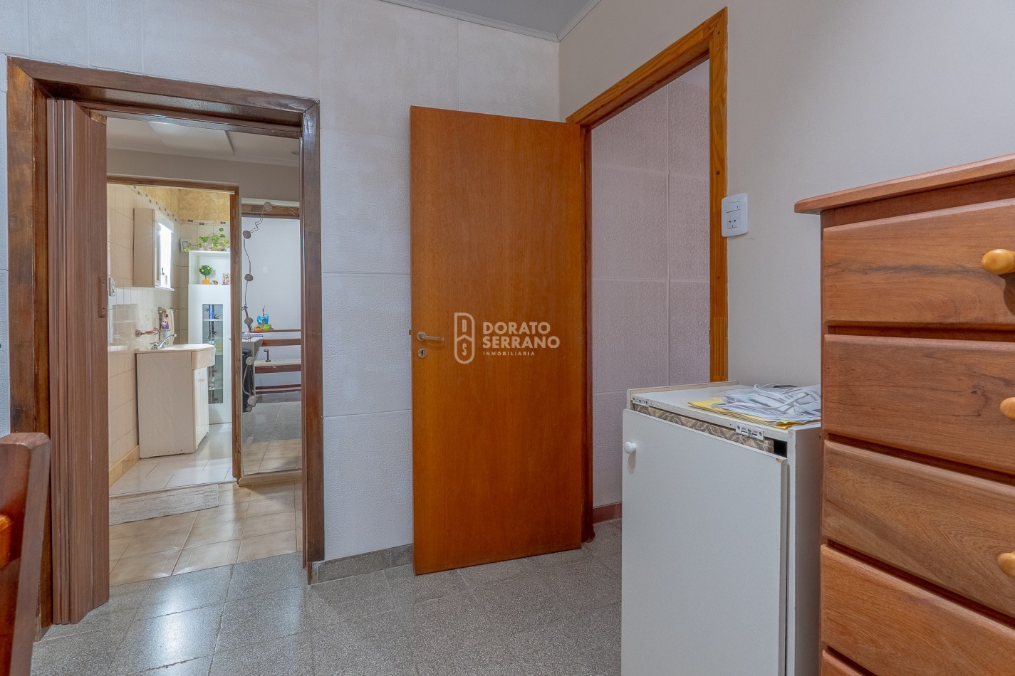 BONITA Y PRACTICA! FLORIDA / RESIDENCIAL!