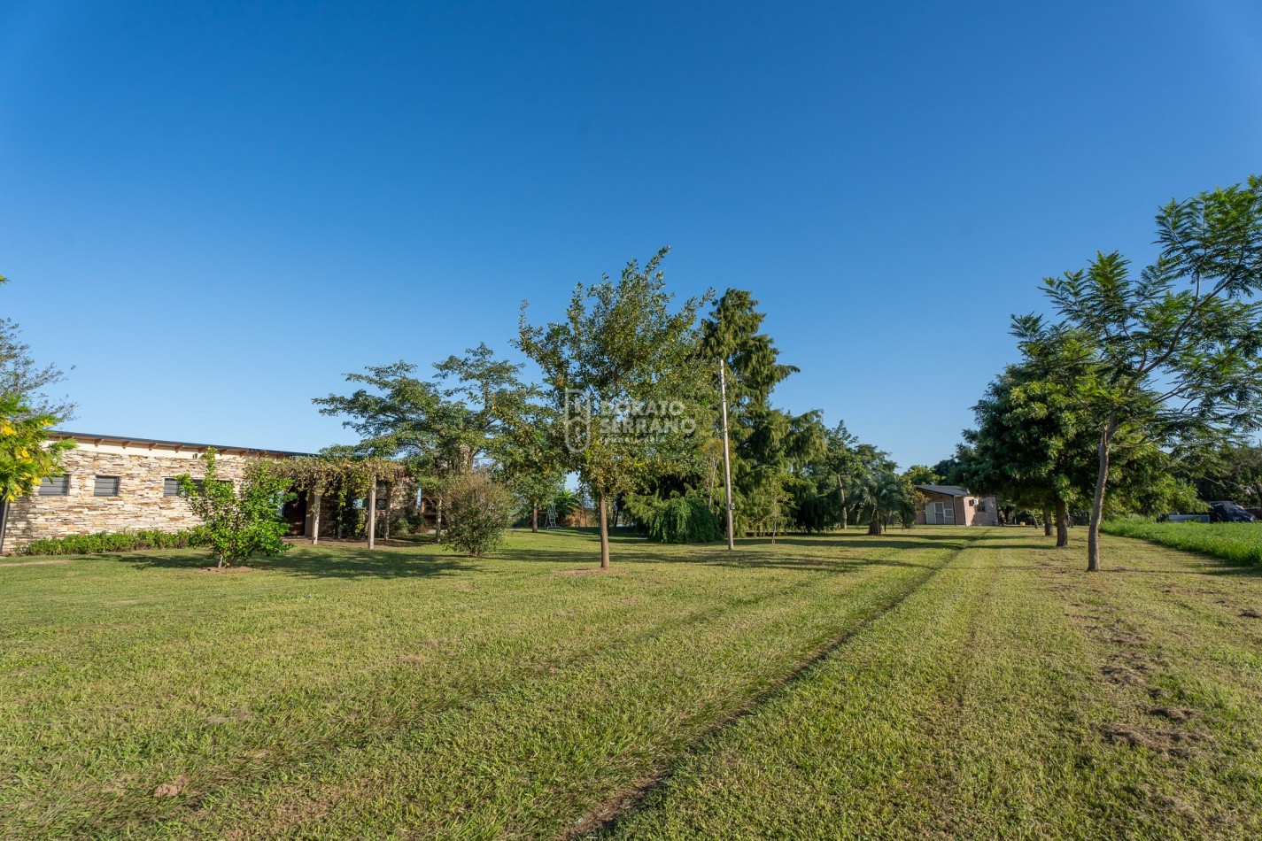 •	FINCA PREMIUM / DESVIO ARIJON / DE PELICULA! / 