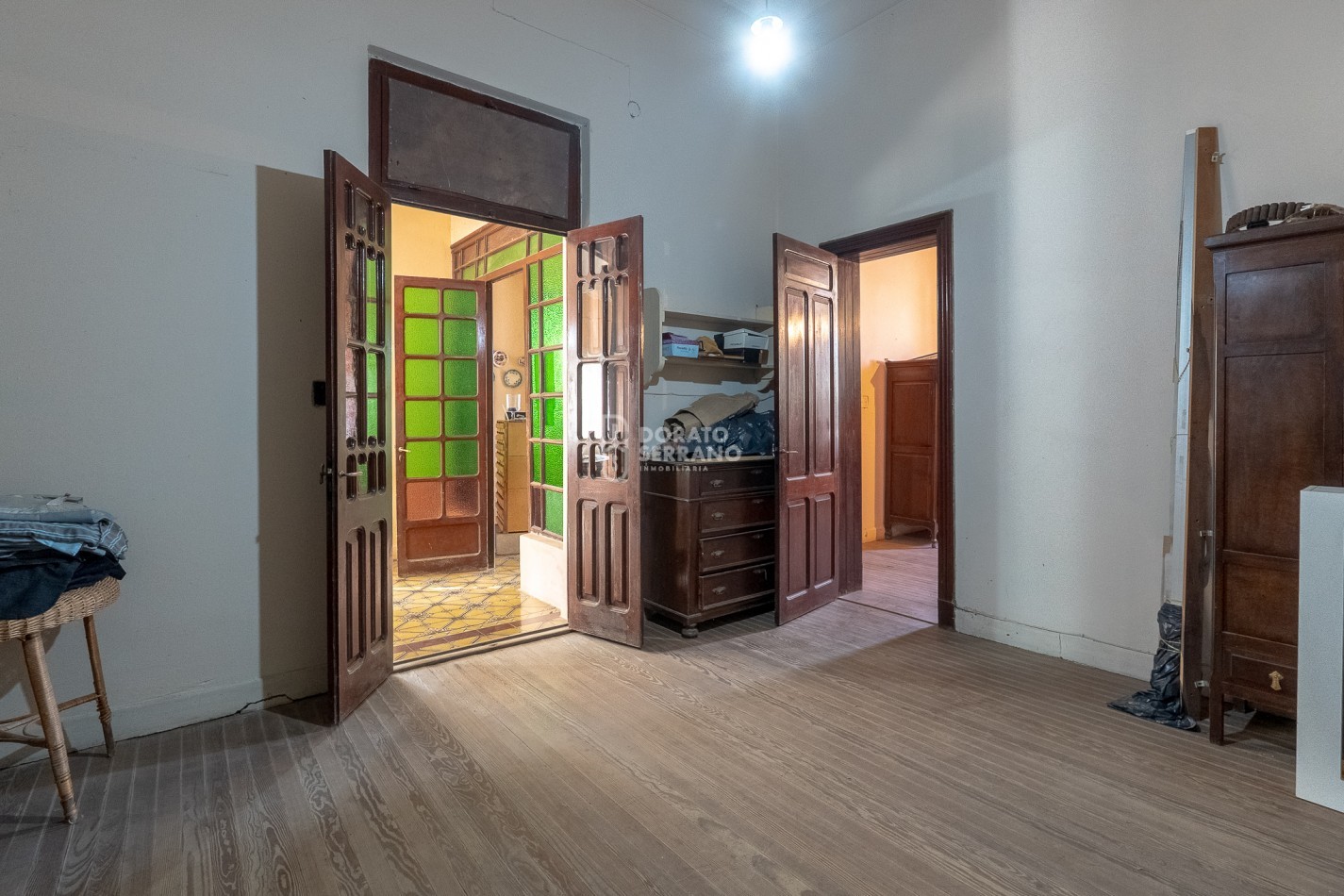 CASA ESTILO COLONIAL - TODOS LOS SERVICIOS!